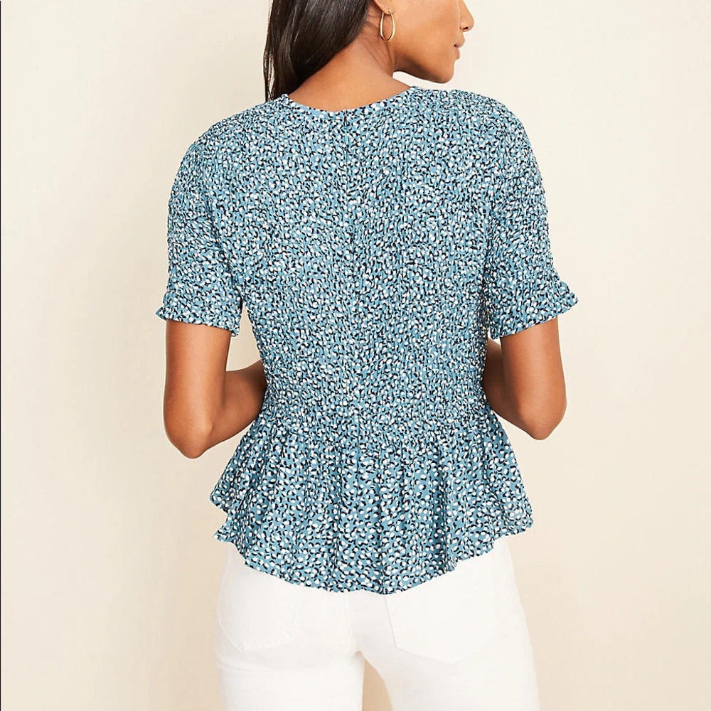 🆕 Ann Taylor Fiesta Dot Smocked Peplum Ruffle Top - Picture 2 of 14